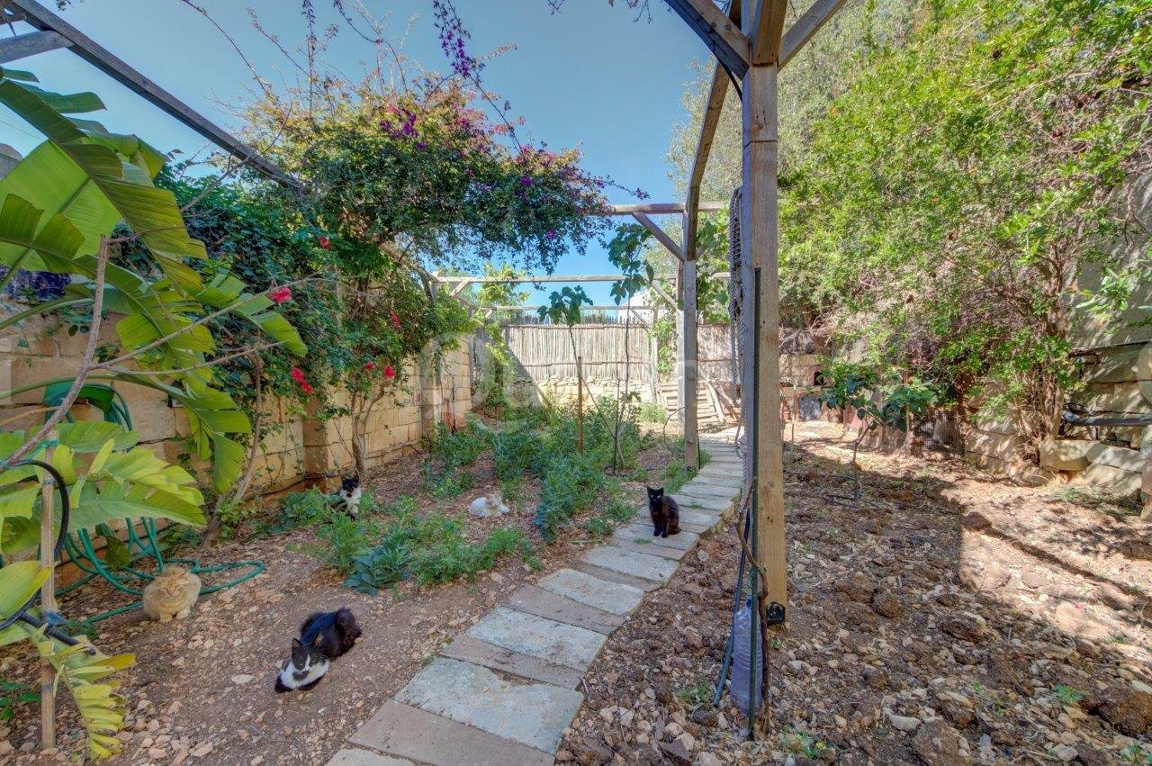 Kirkop, Furnished Townhouse