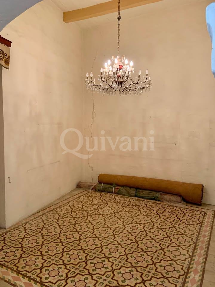 Santa Venera, Stately converted Palazzo