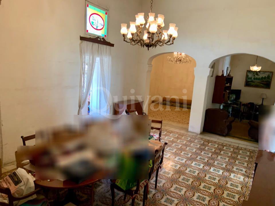 Santa Venera, Stately converted Palazzo