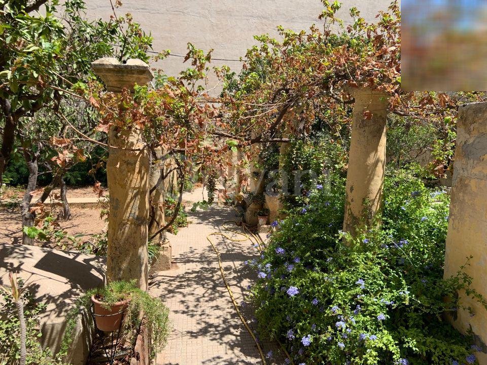 Santa Venera, Stately converted Palazzo