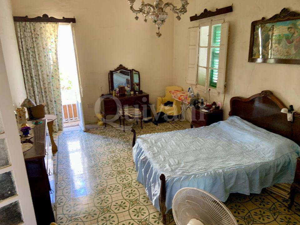 Santa Venera, Stately converted Palazzo