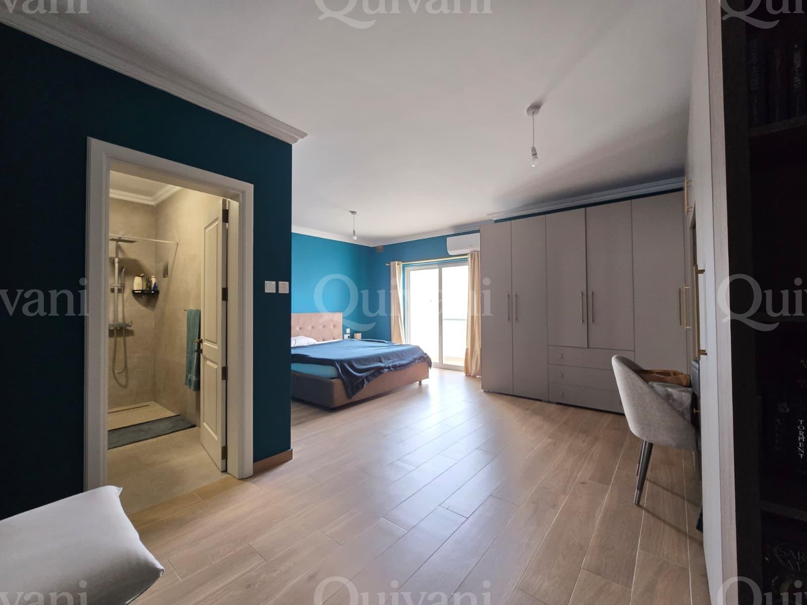 Iklin, Apartment