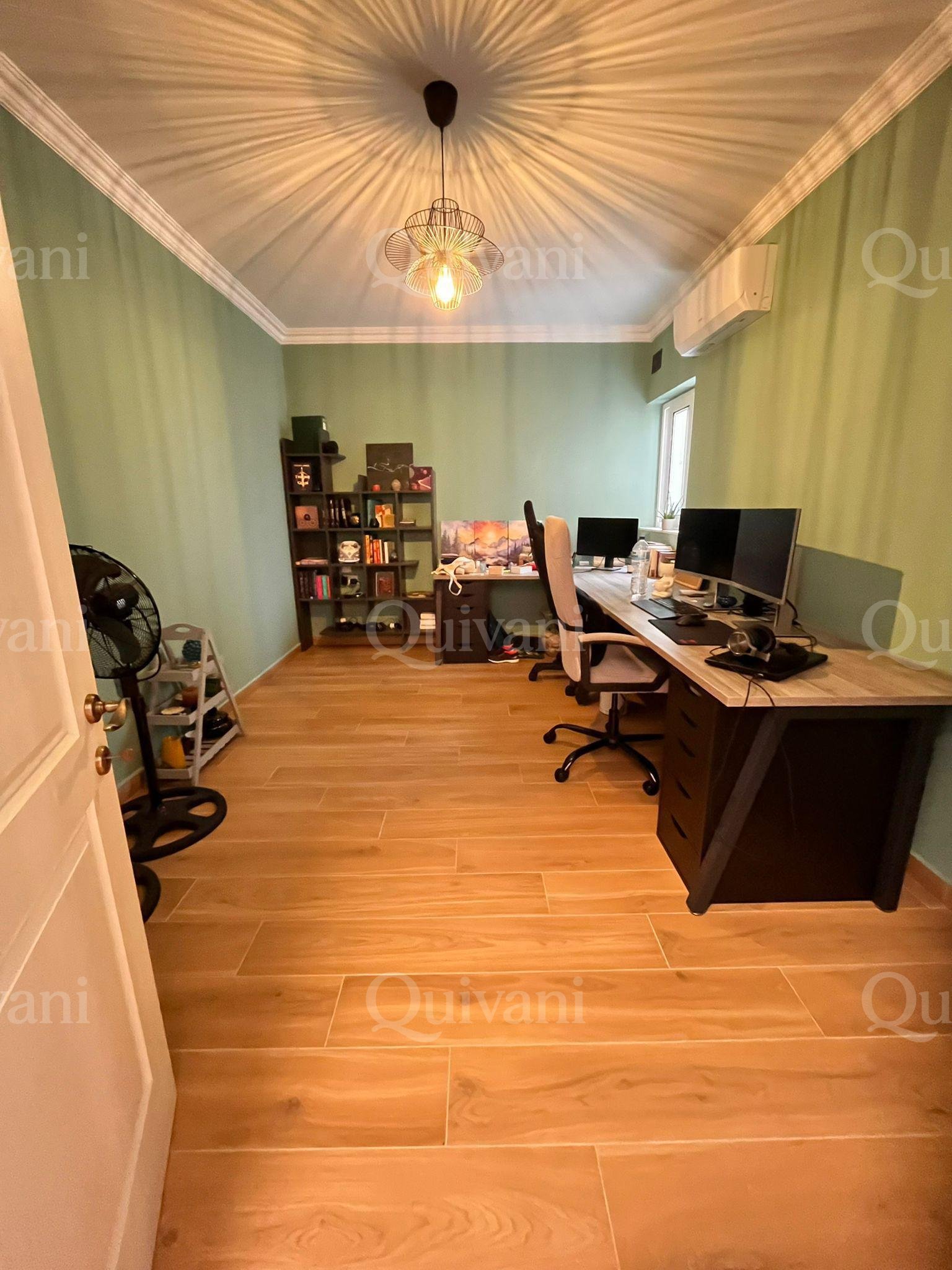 Iklin, Apartment