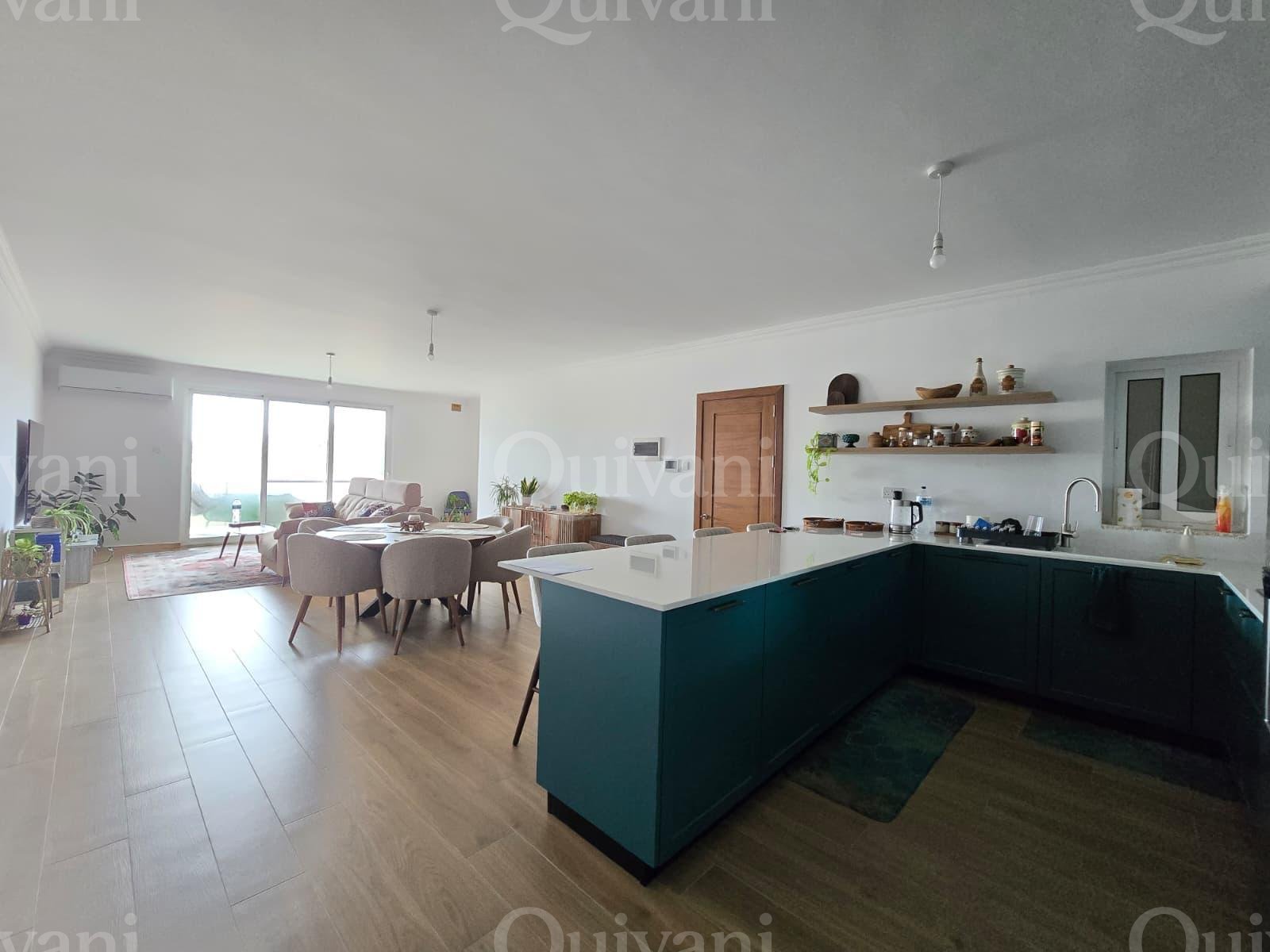 Iklin, Apartment