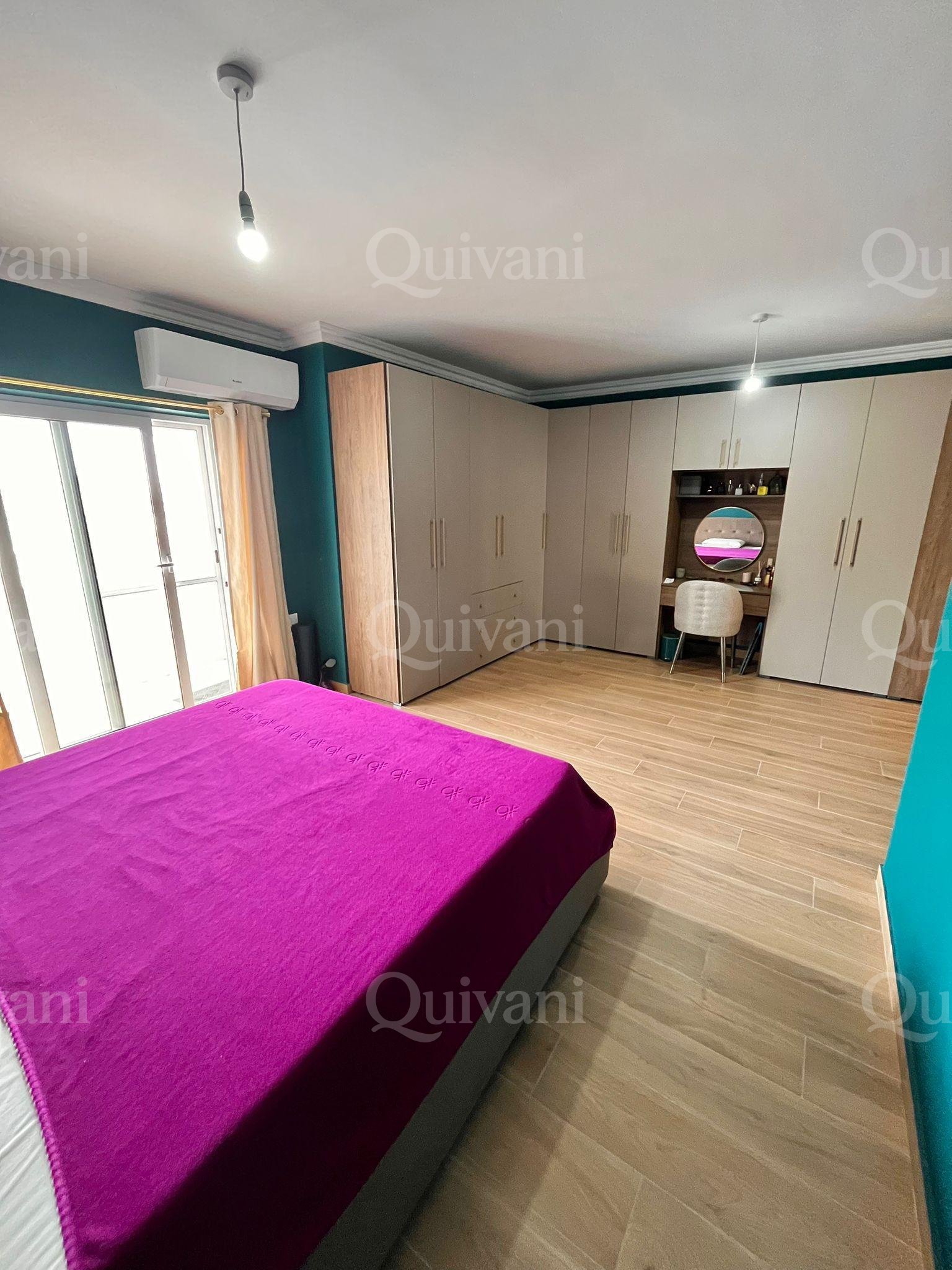 Iklin, Apartment