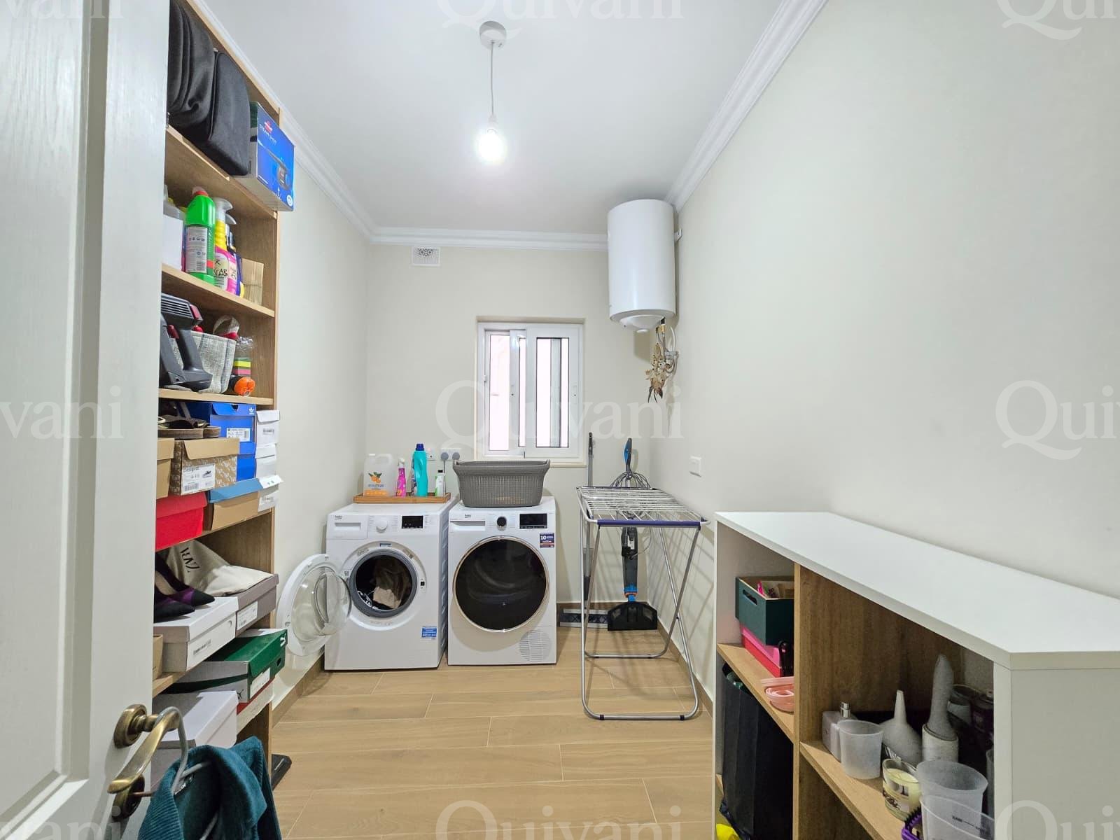 Iklin, Apartment