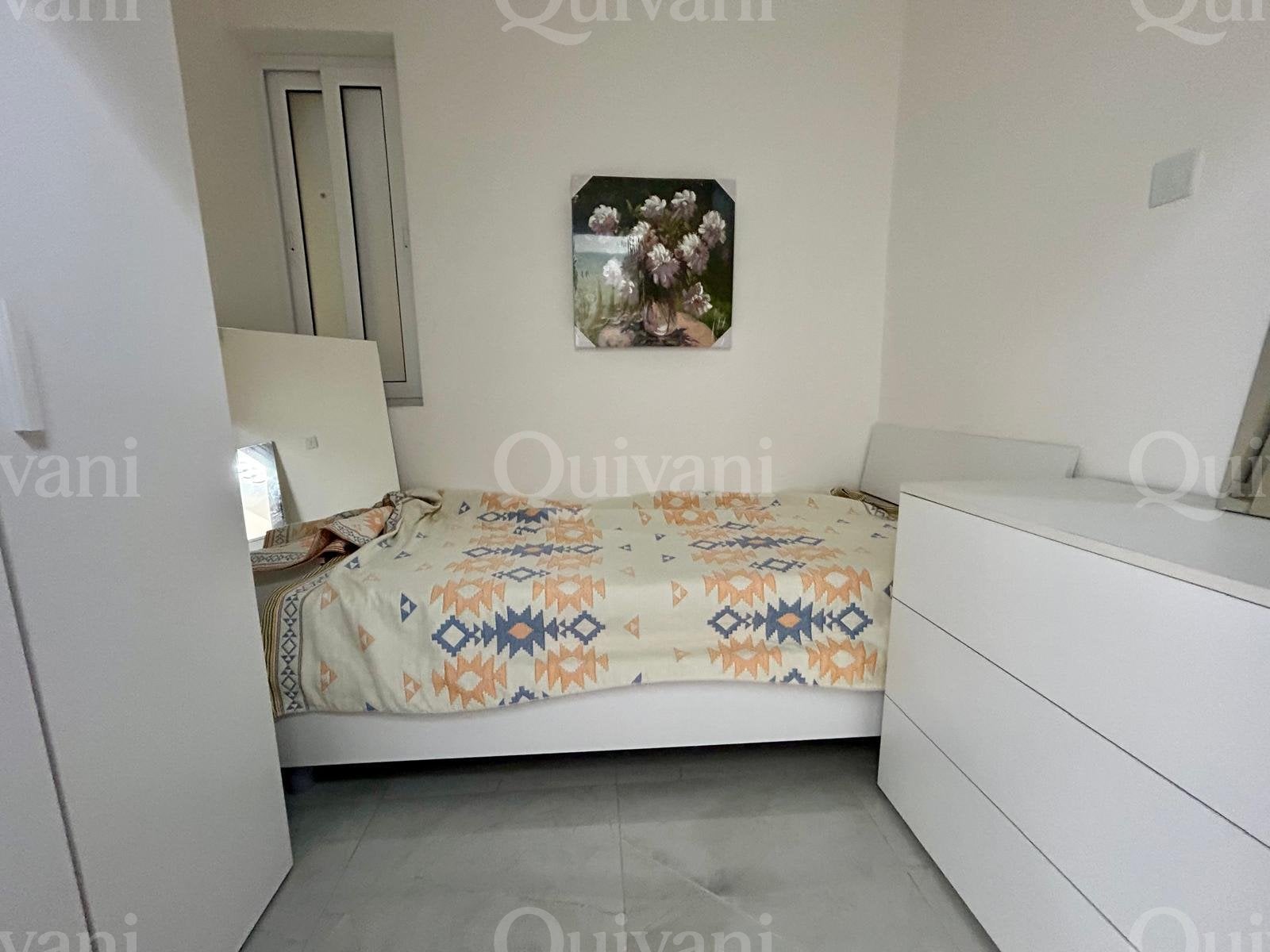 Pembroke, Furnished, Apartment