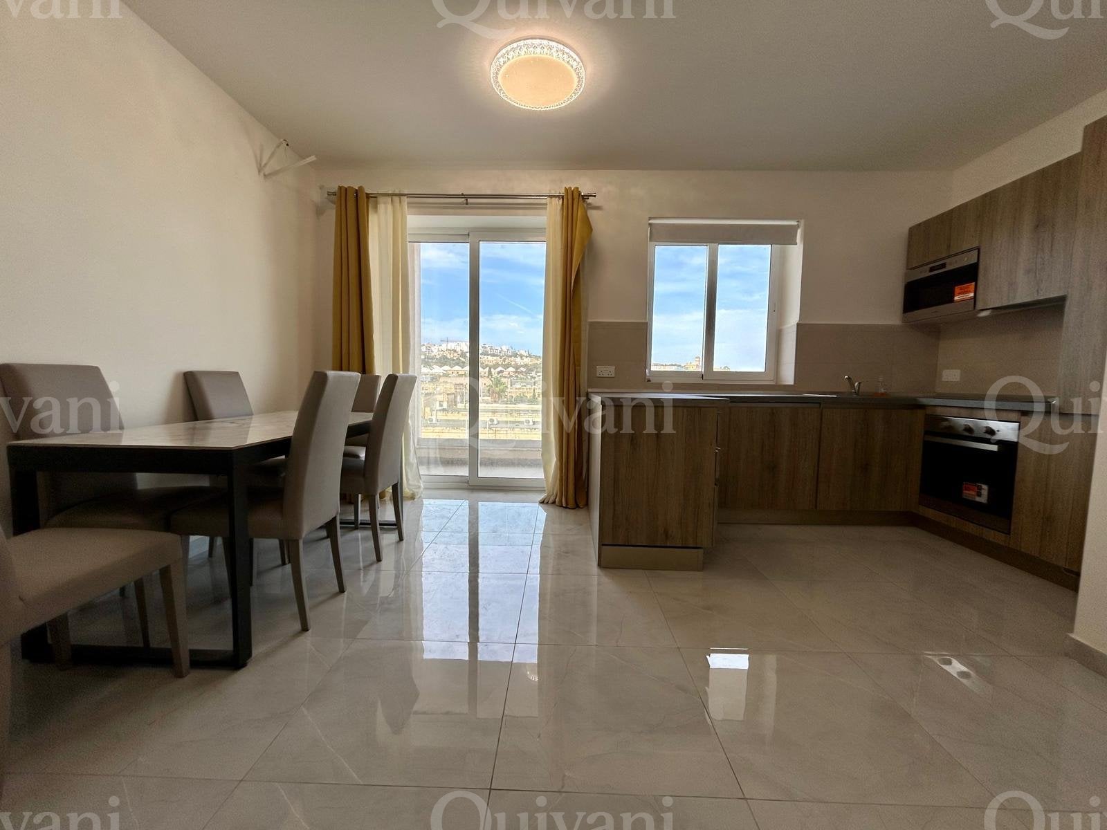Pembroke, Furnished, Apartment