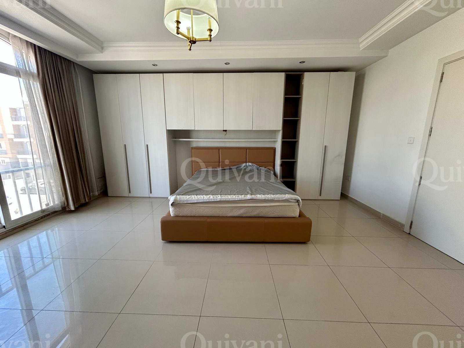 Swatar, Apartment