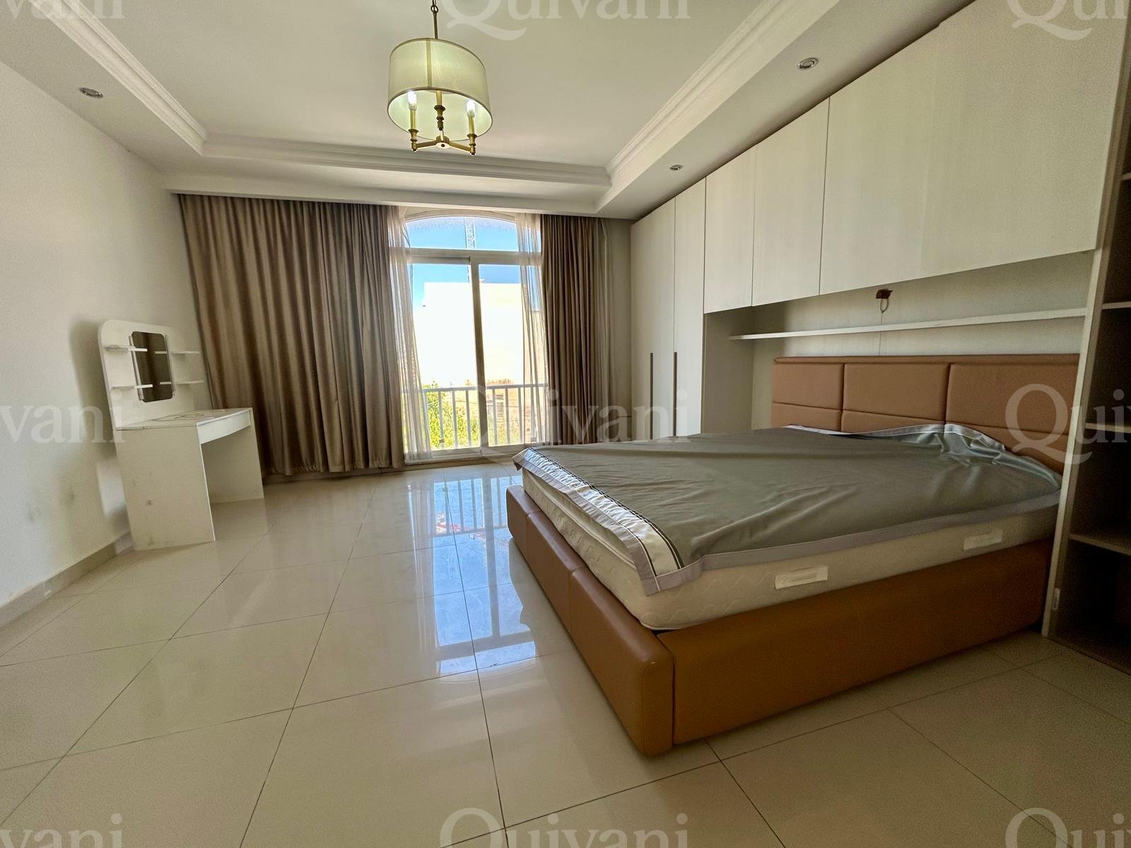 Swatar, Apartment