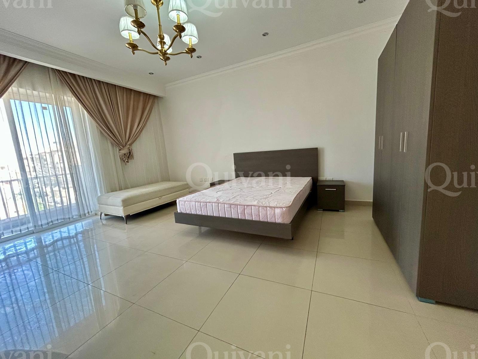 Swatar, Apartment