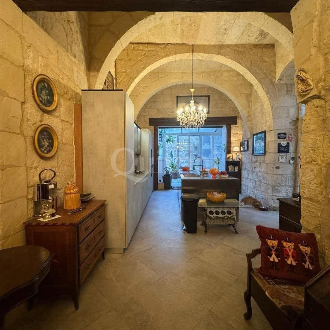 Converted House of Character in Qormi