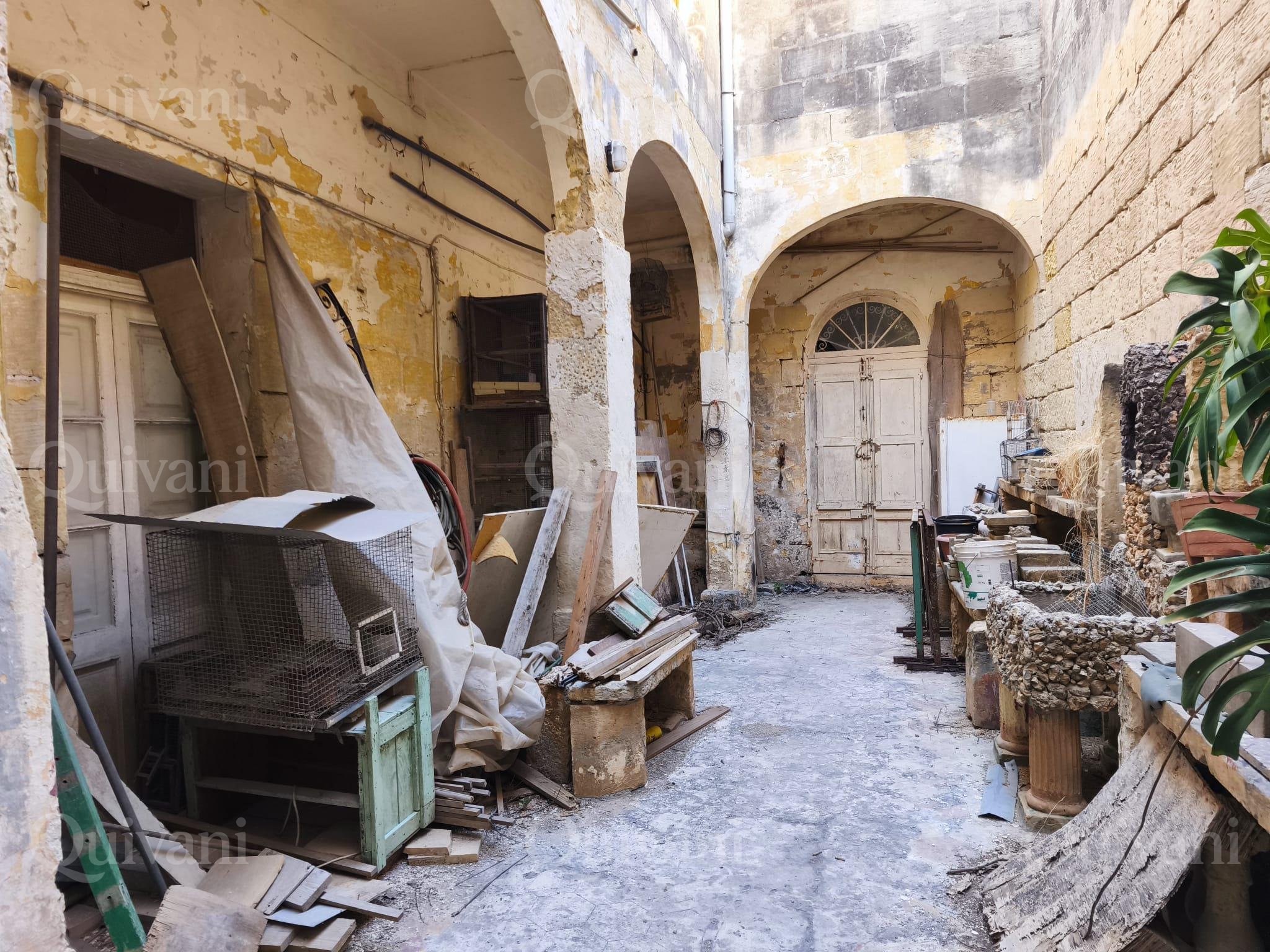 Mosta, Unconverted, Townhouse