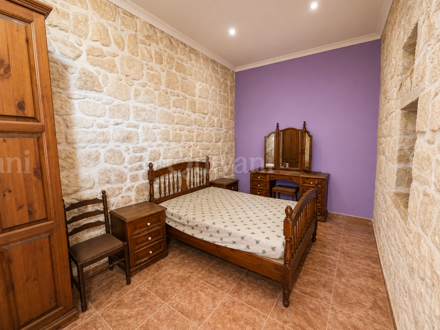 Birkirkara, Unconverted, House of Character