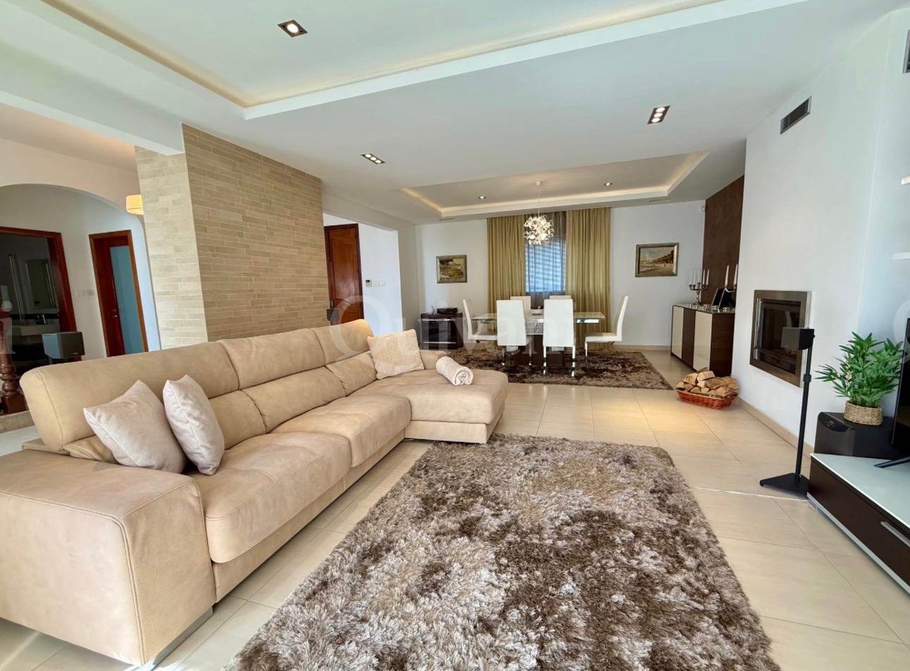 Attard, Furnished, Semi-detached Villa
