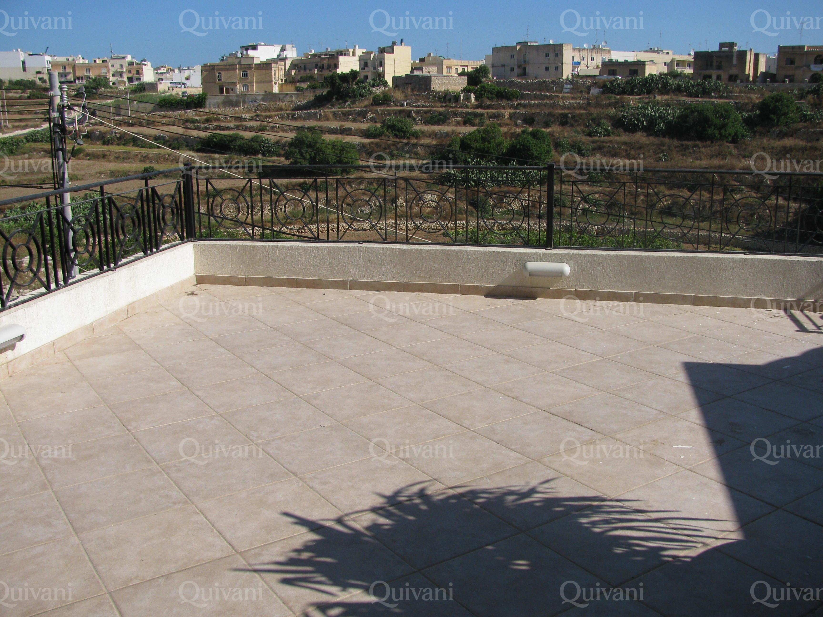 St Julians, Finished Maisonette