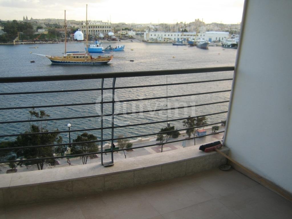 Sliema, Furnished Apartment