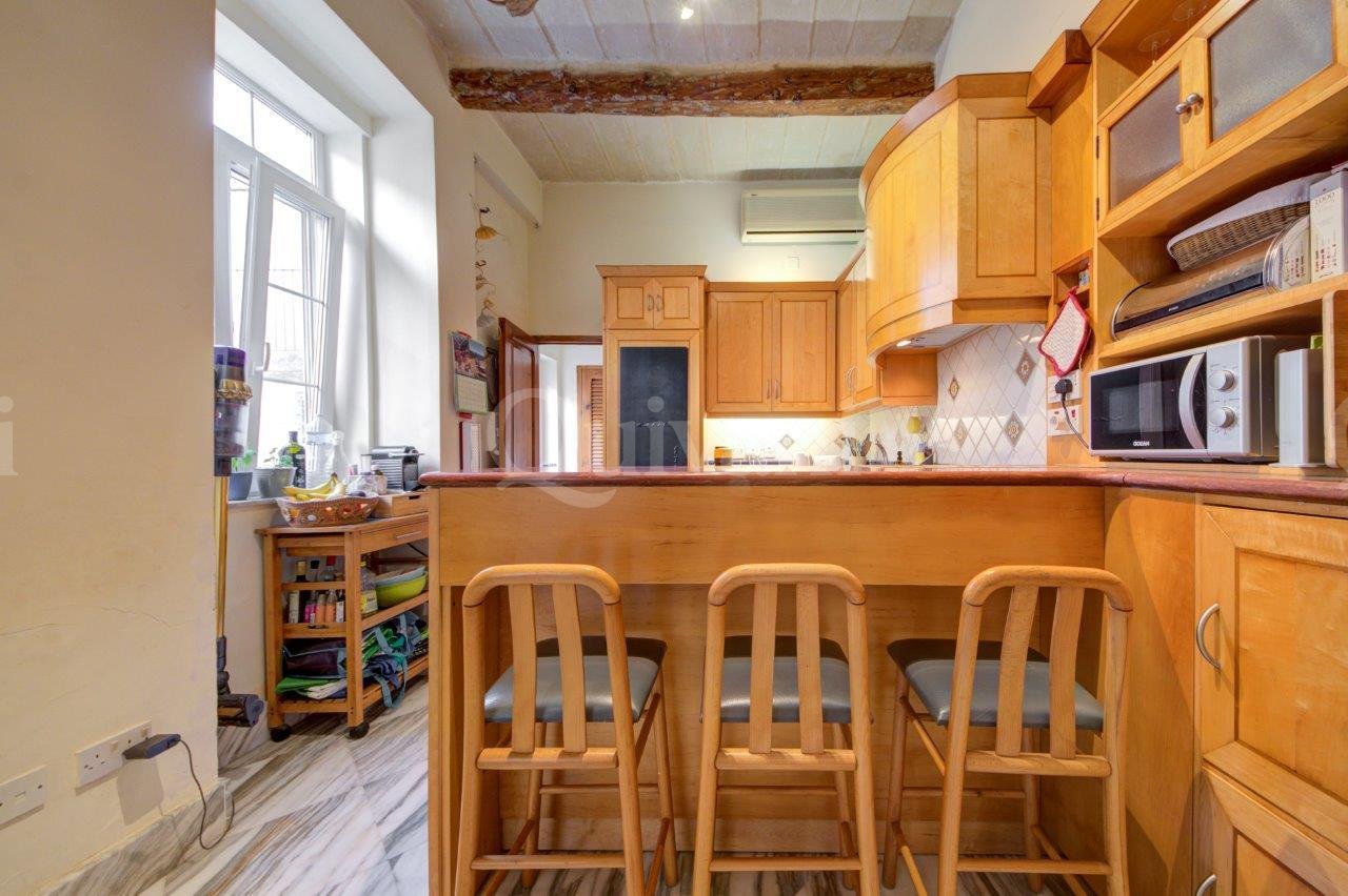 Sliema, Furnished Town House