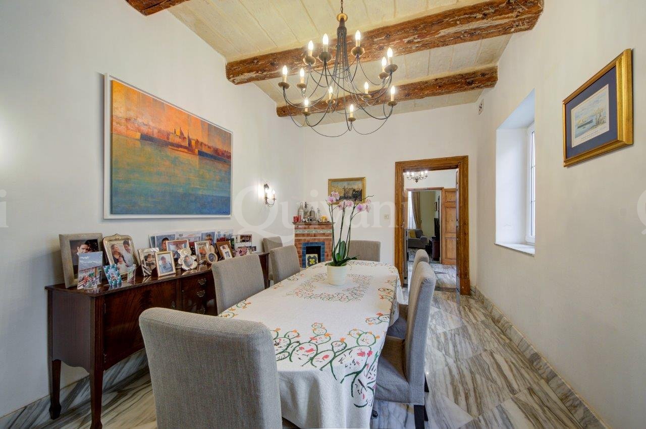 Sliema, Furnished Town House