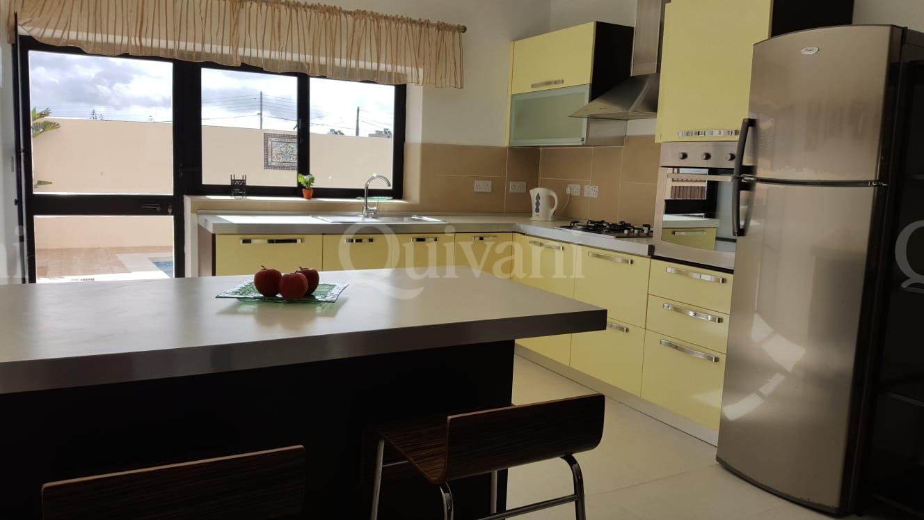 Tal-Ibrag, Furnished Villa