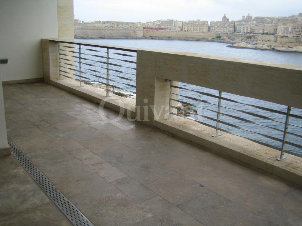 Tigne Point, Furnished Apartment