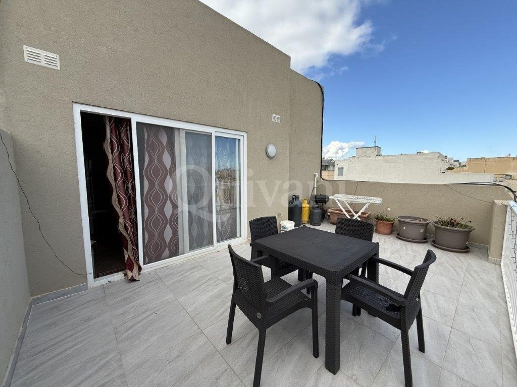 Attard, Furnished Penthouse