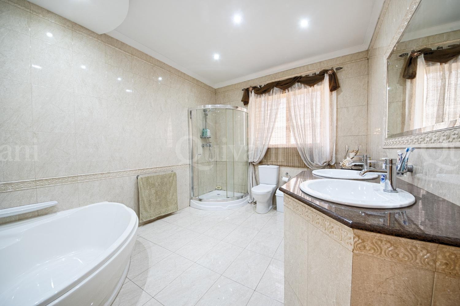 Santa Venera, Finished Triplex Maisonette