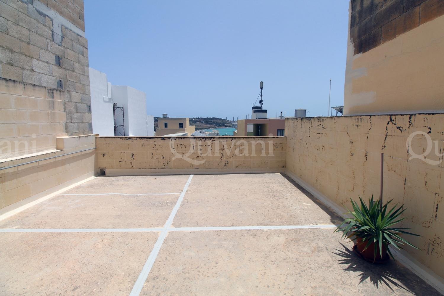 Marsaxlokk, Finished Solitary Maisonette