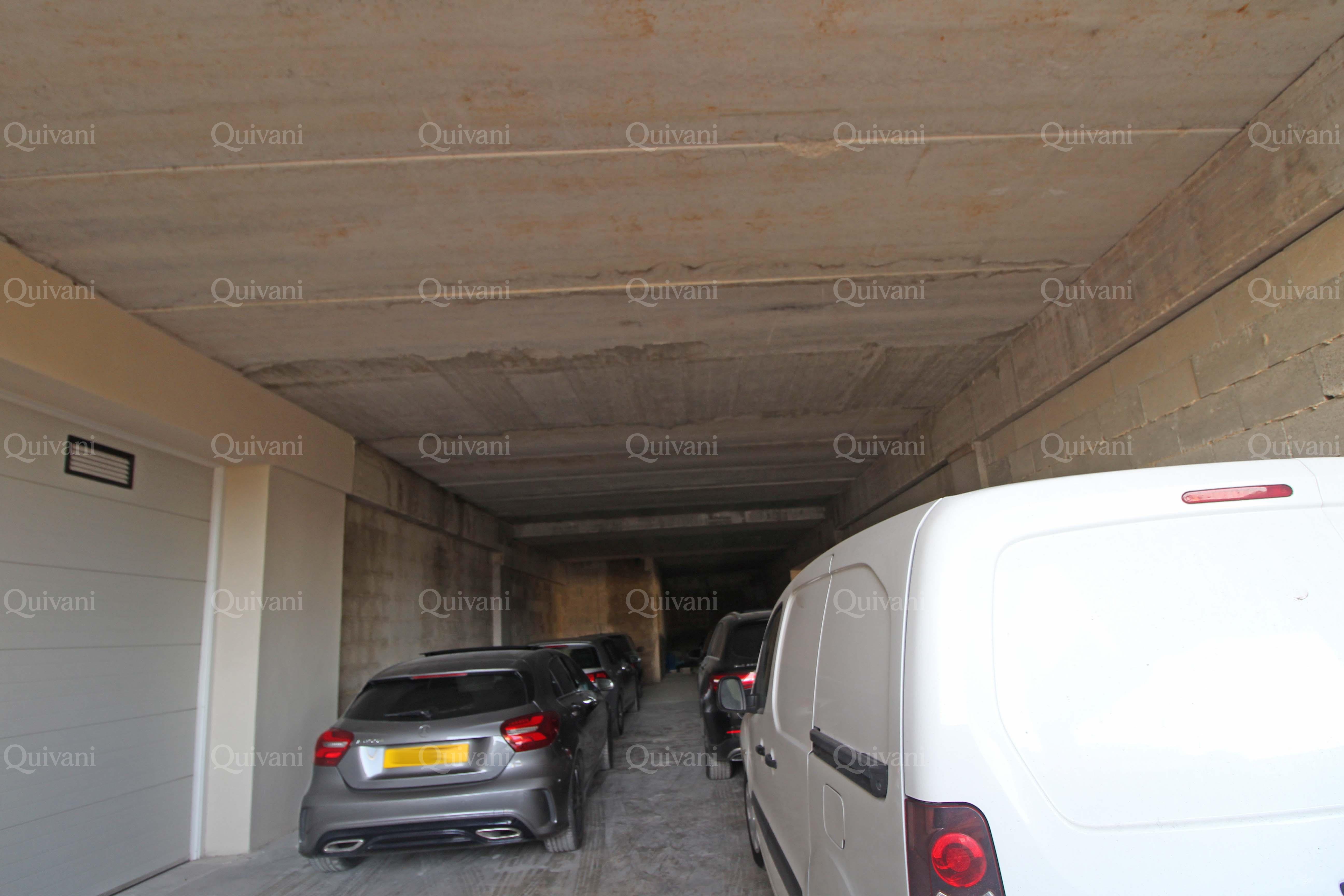Naxxar, Shell Office Block