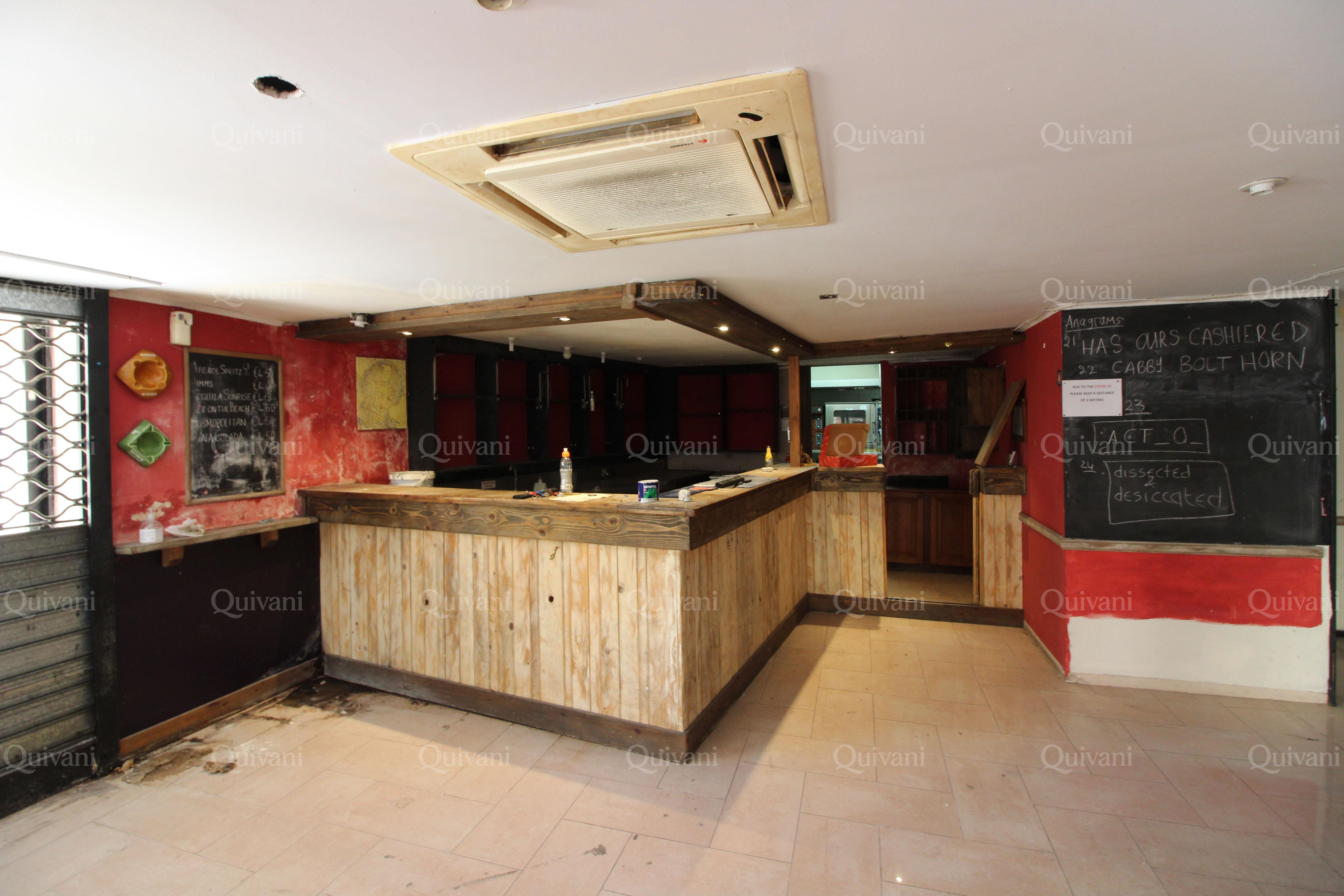 Qawra, Needs Refurbishment Bar/Restaurant