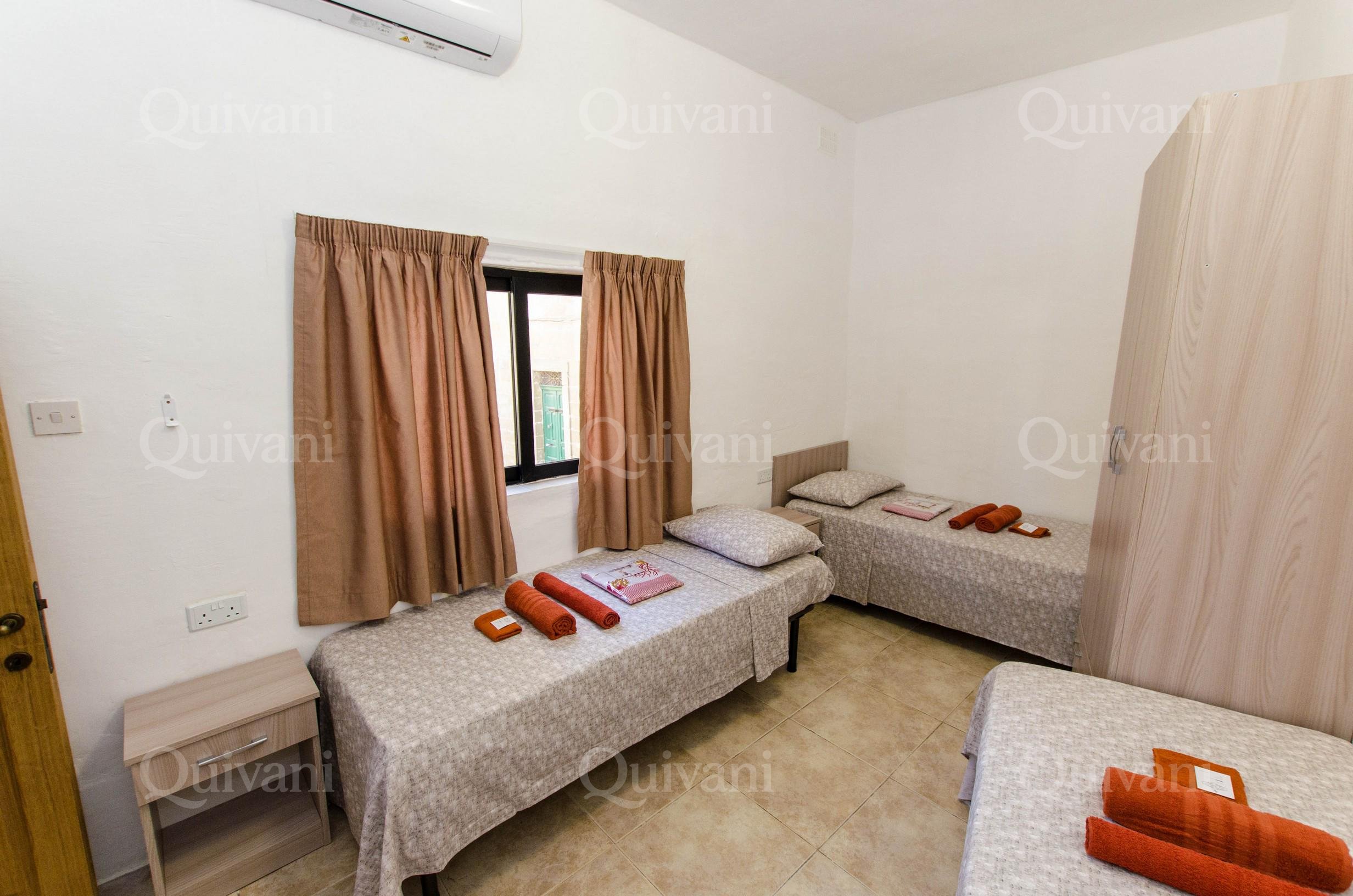 Cospicua, Furnished Terraced House