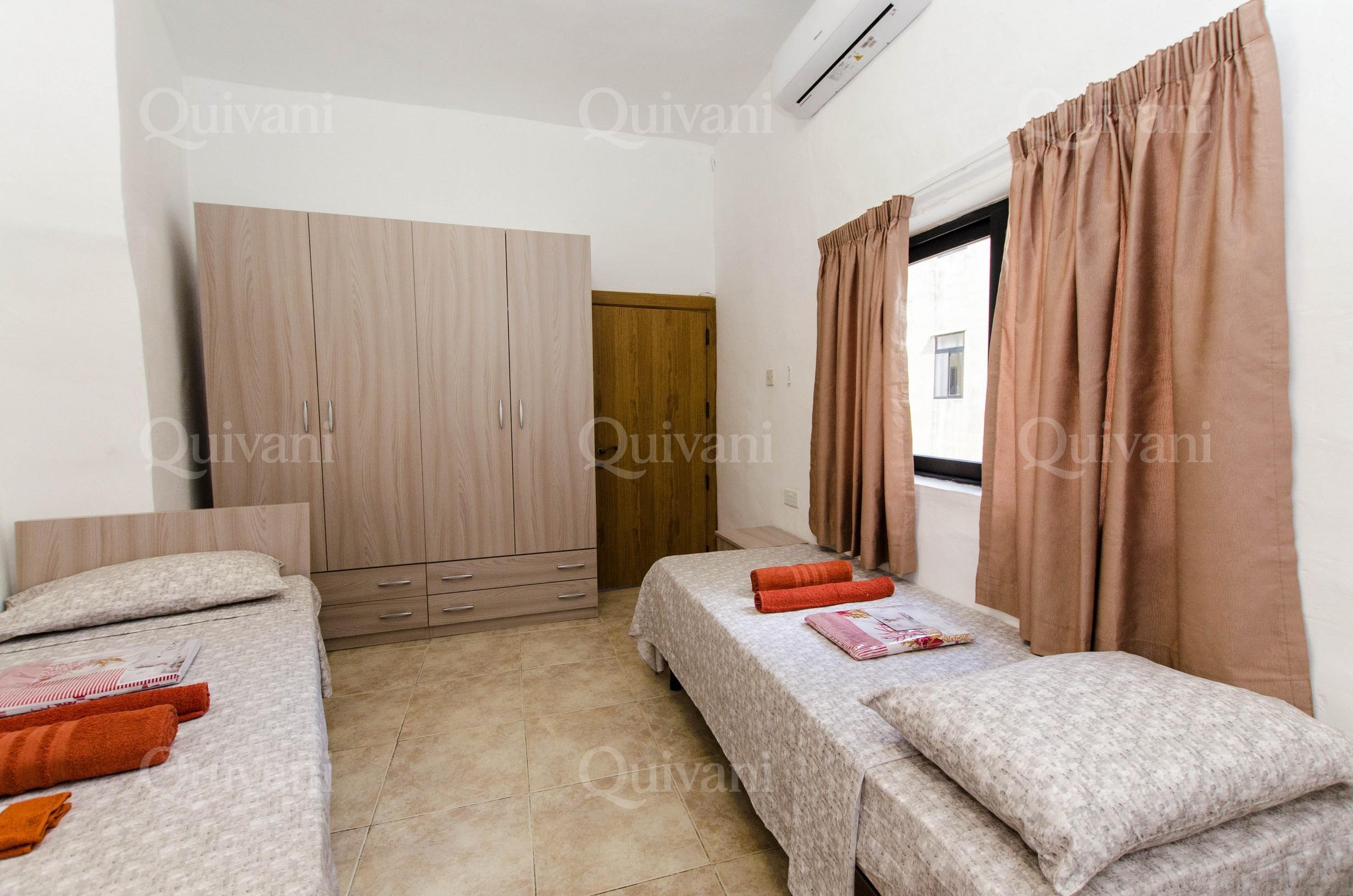 Cospicua, Furnished Terraced House