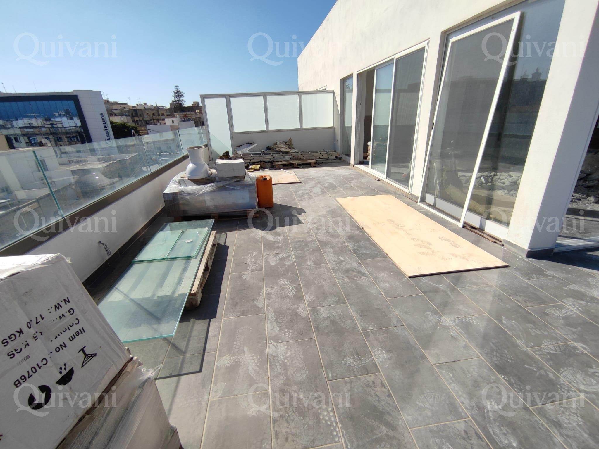 Santa Venera, Furnished Penthouse