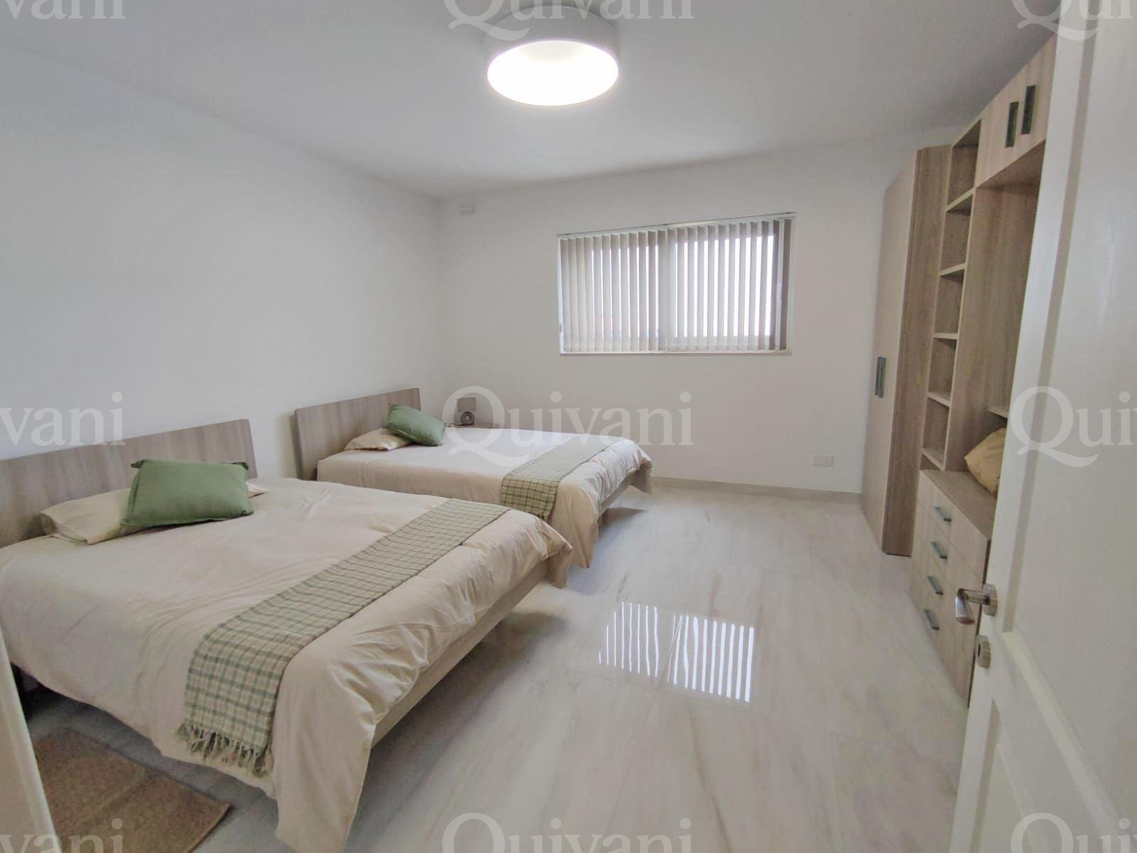 Mosta, Furnished Penthouse