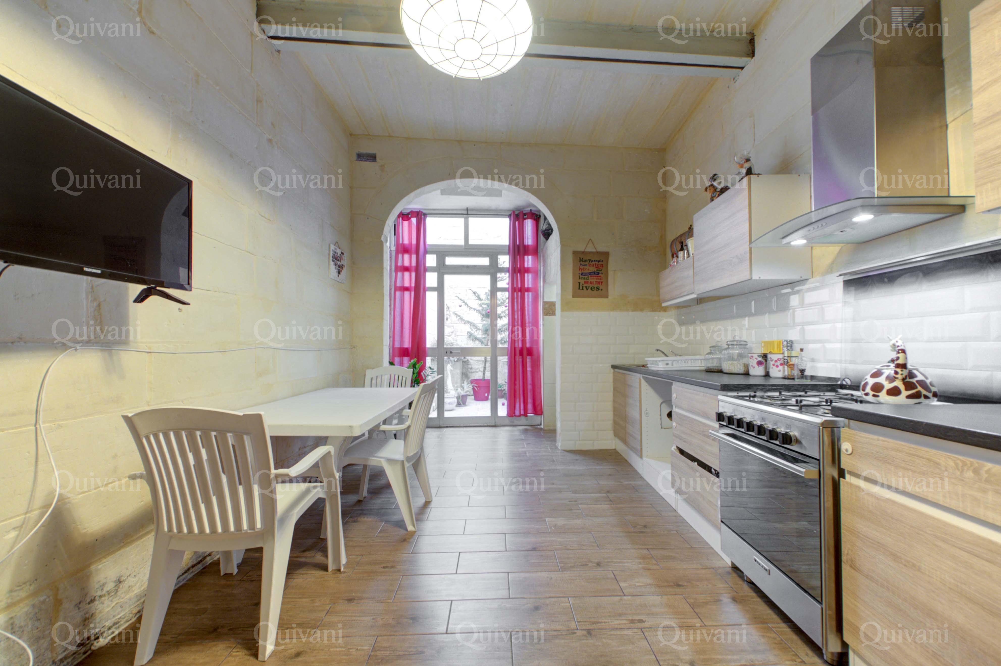 Hamrun, Furnished Town House