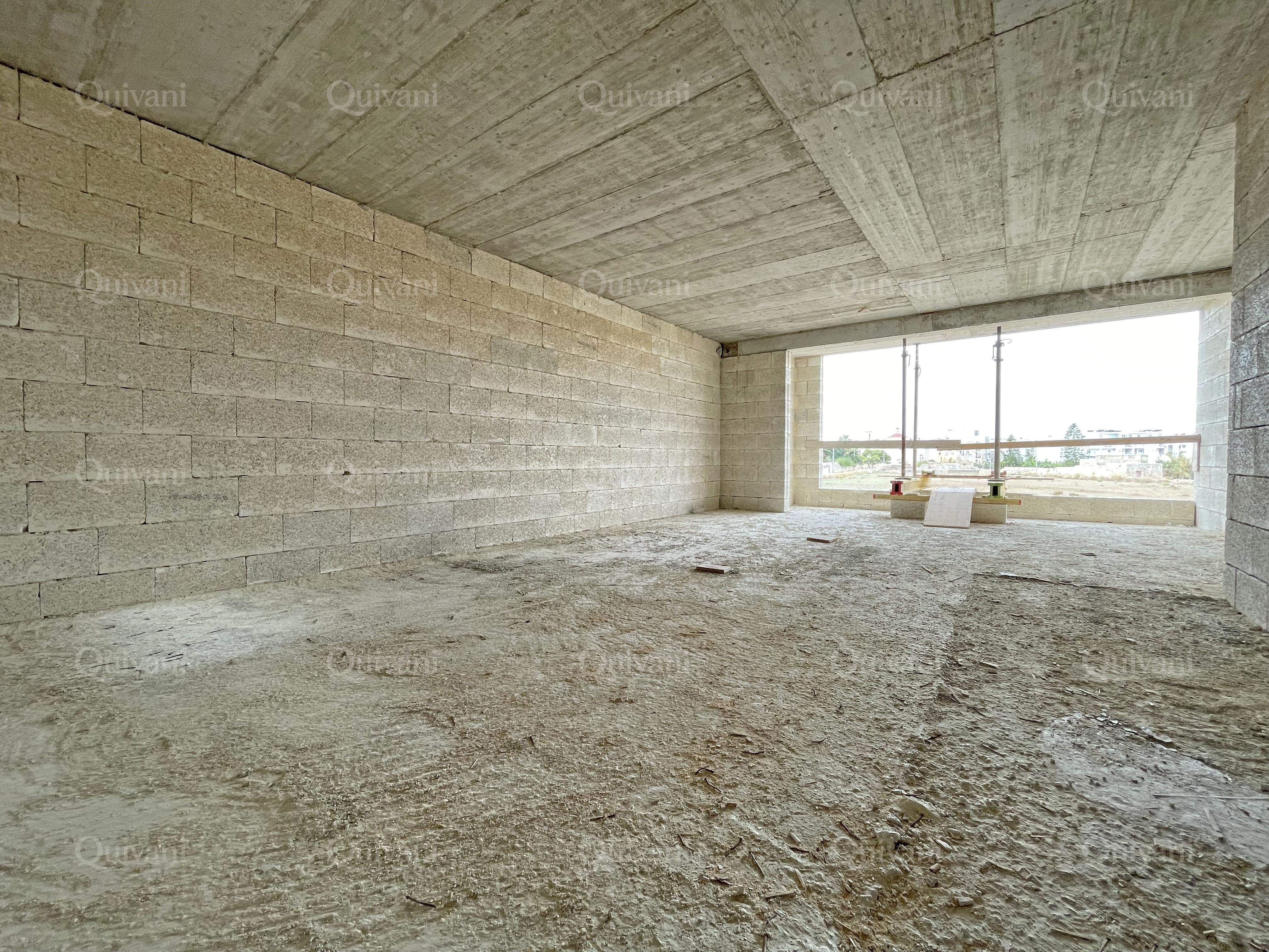 Lija, Finished Garage