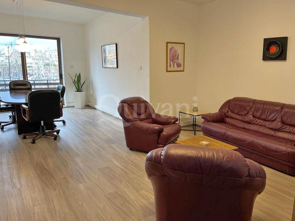 Pieta, Finished Office