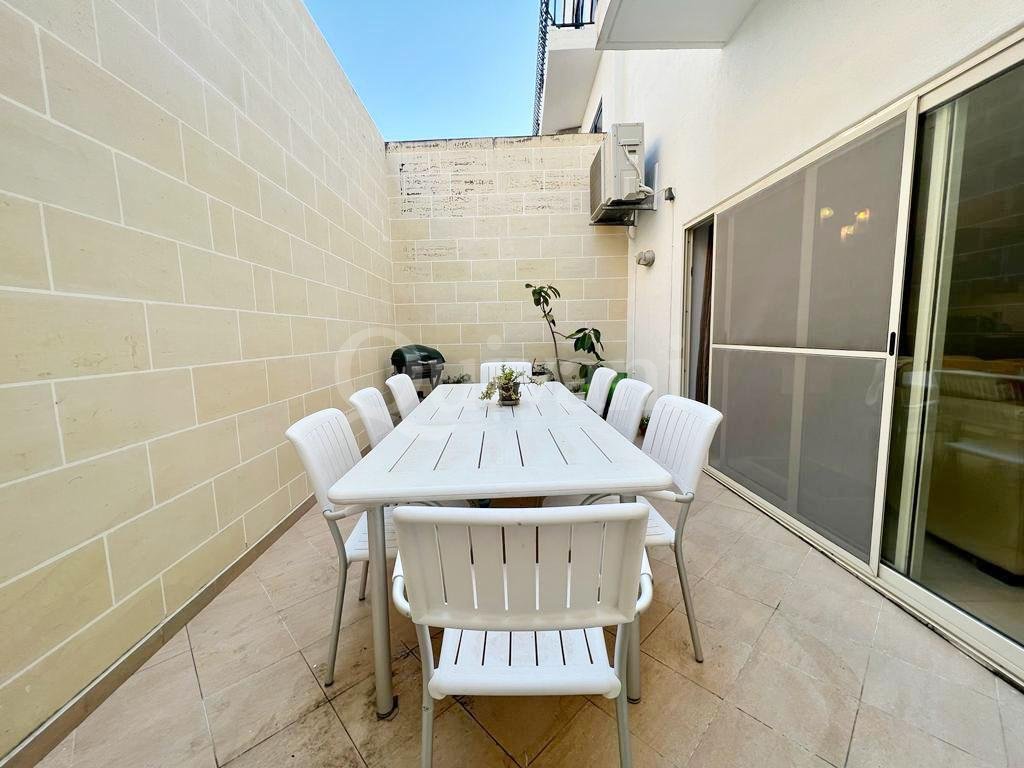 Rabat, Furnished Terraced House