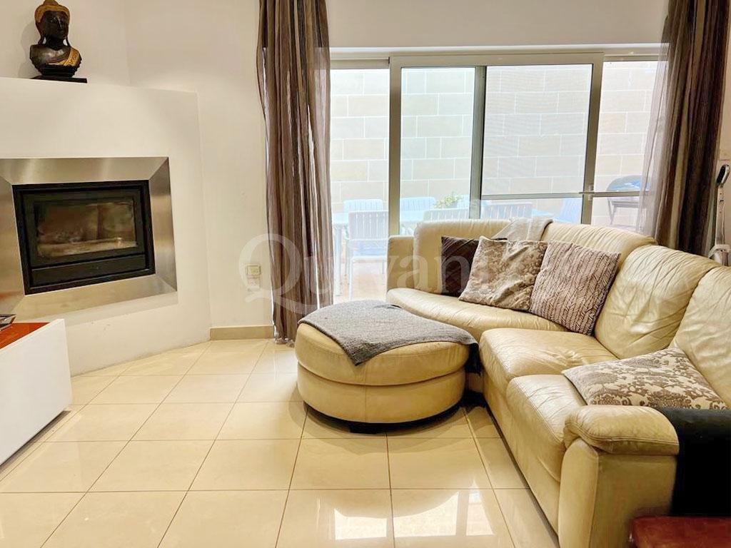 Rabat, Furnished Terraced House