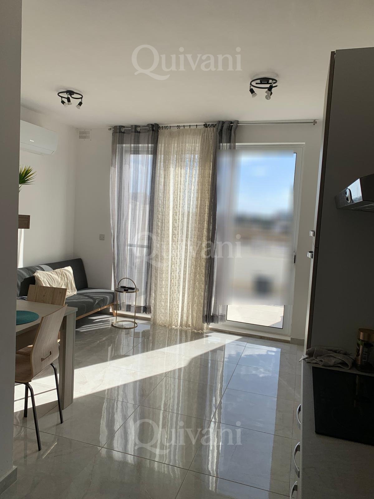 Luqa, Furnished Penthouse