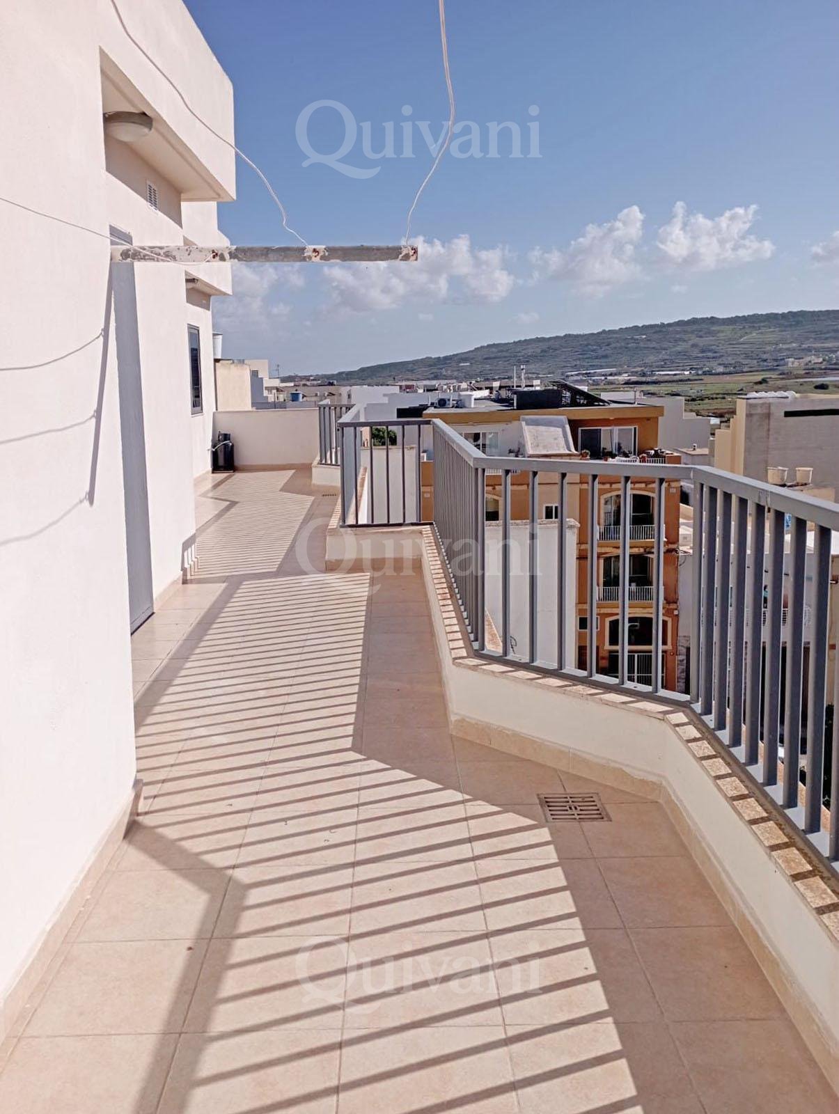 Mgarr, Furnished Penthouse