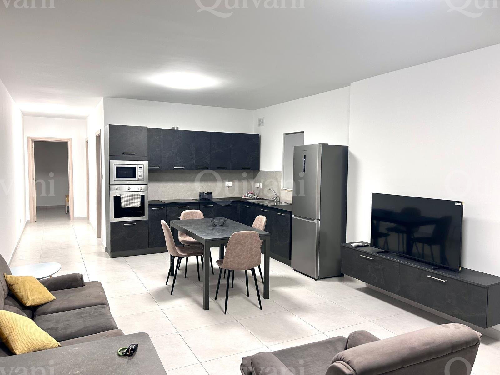 Qrendi, Furnished Penthouse