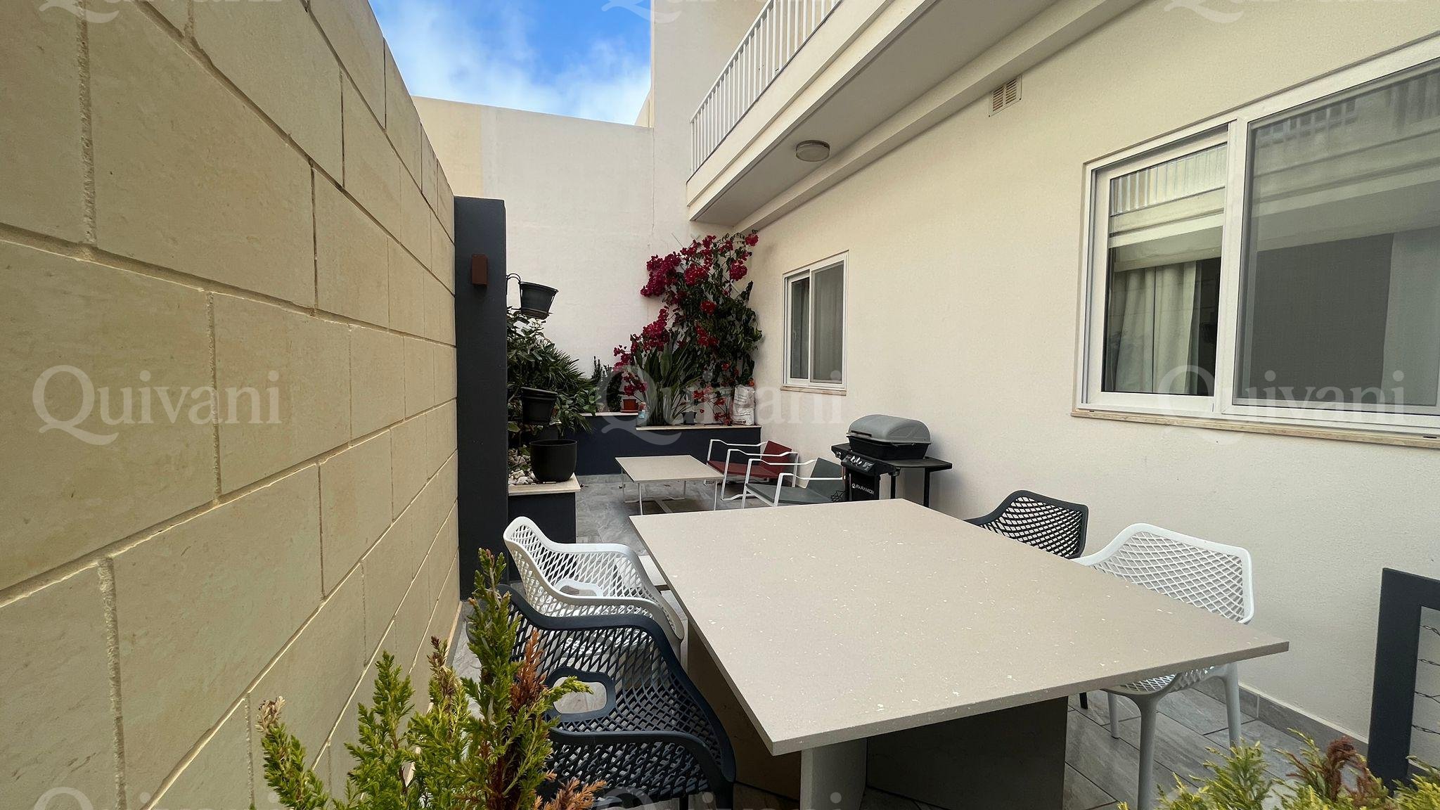 Bahrija, Furnished Elevated Maisonette
