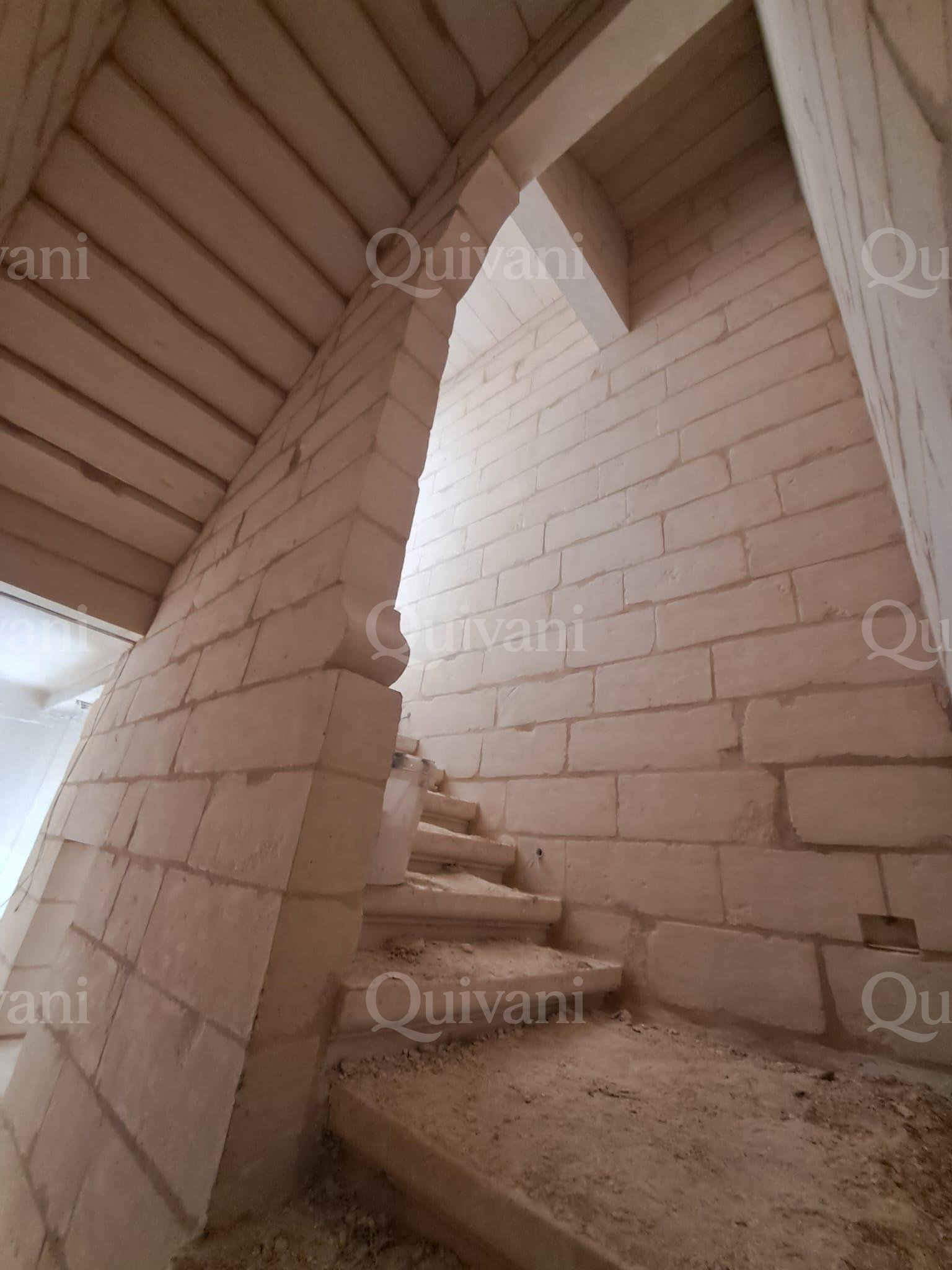Mosta, Unconverted Townhouse