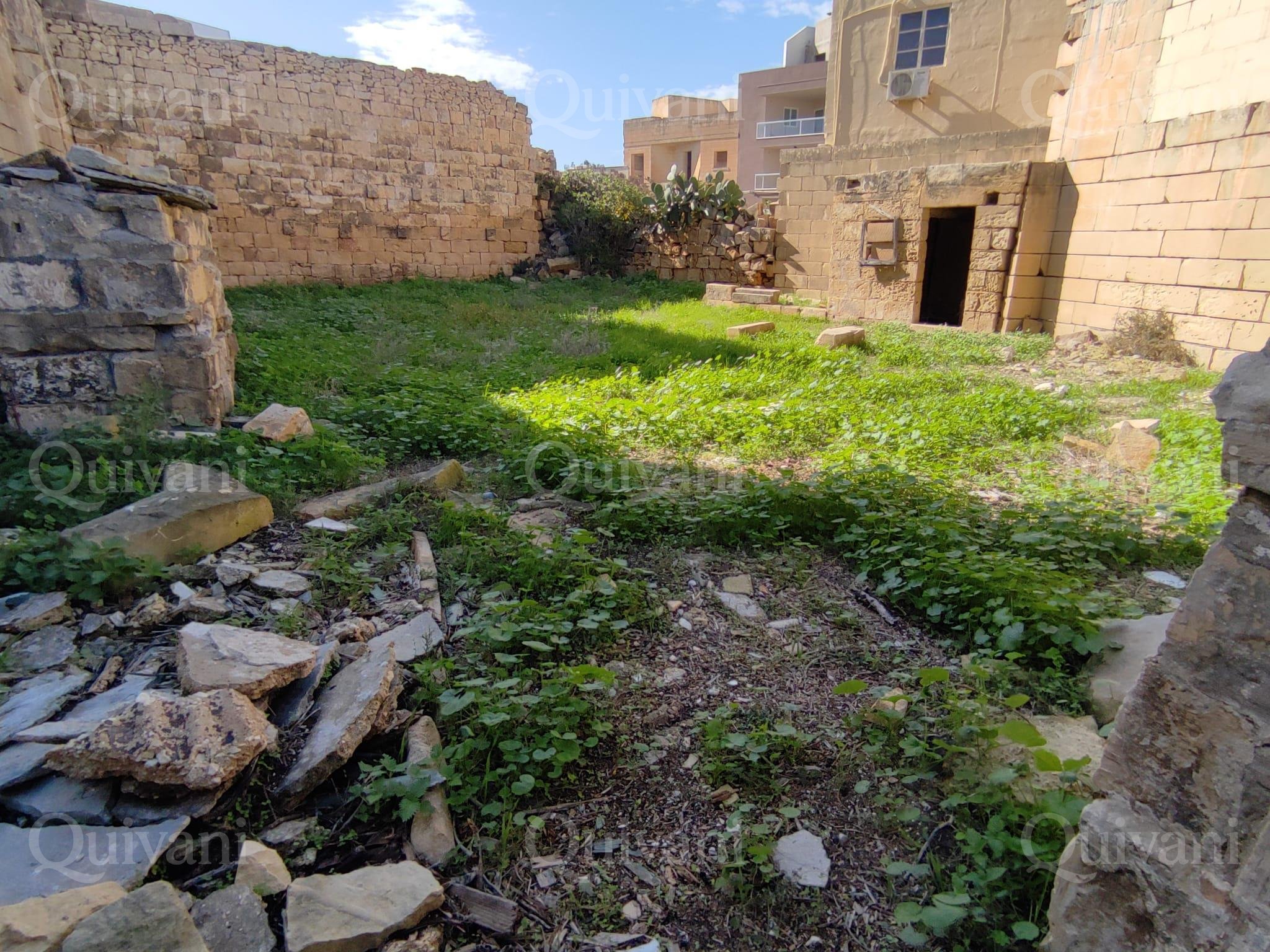 Zurrieq, Unconverted House of Character