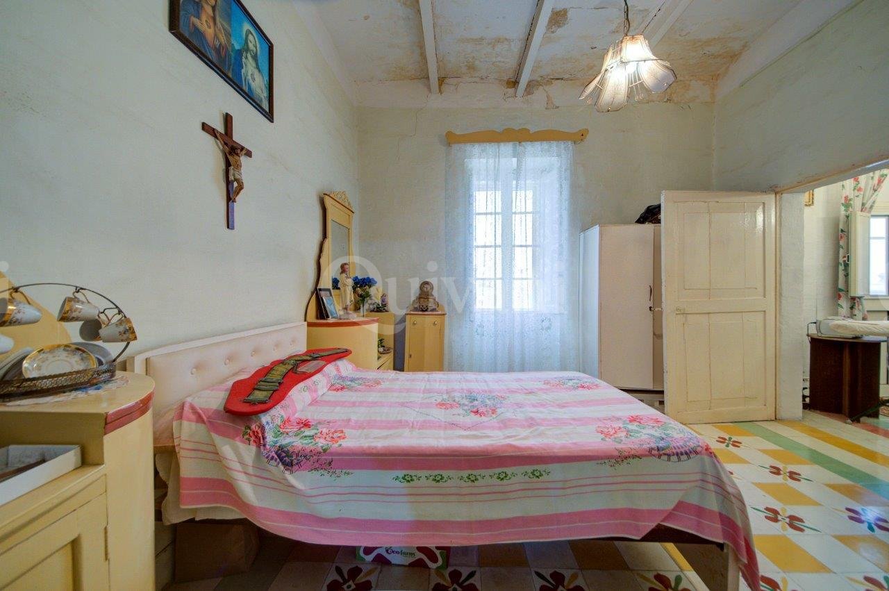 Zurrieq, Unconverted House of Character