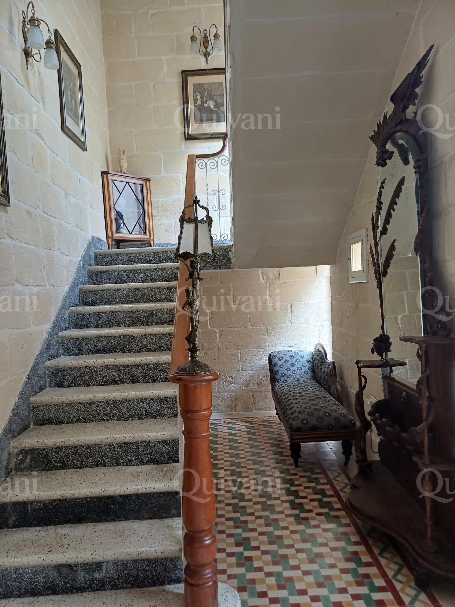 Mosta, Furnished Townhouse