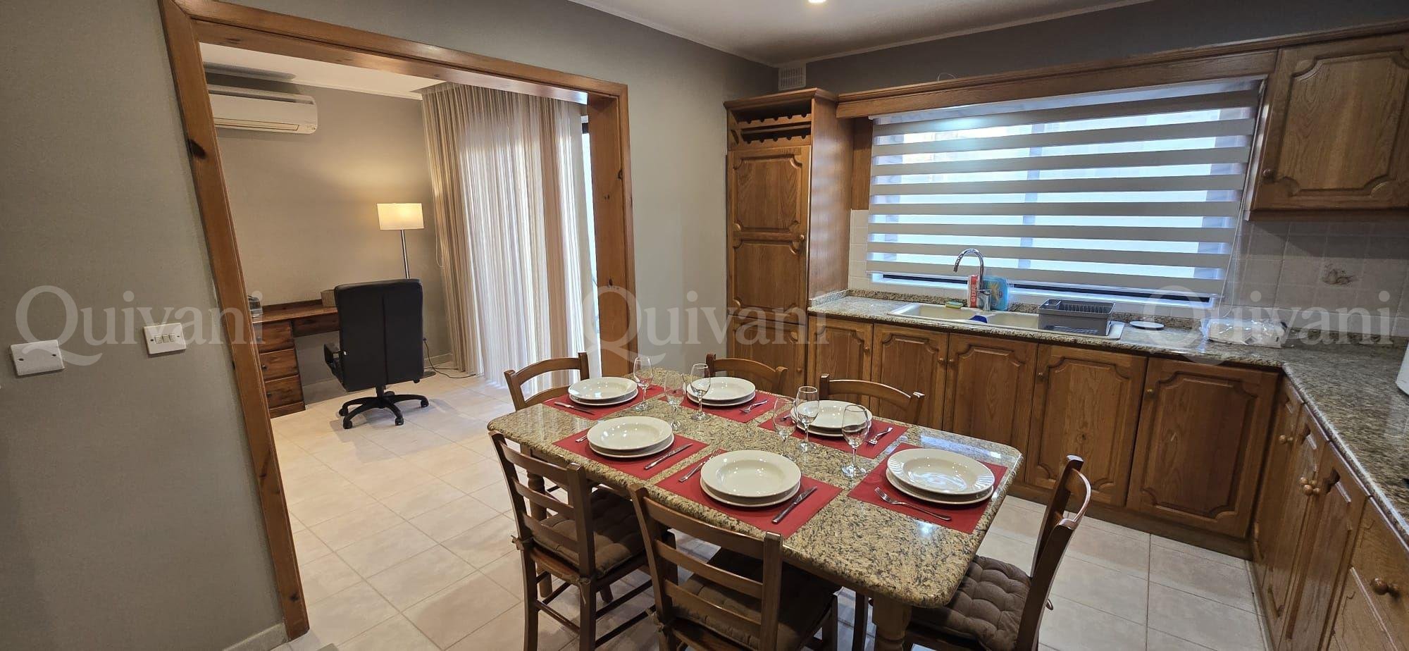 Msida, Elevated Apartment