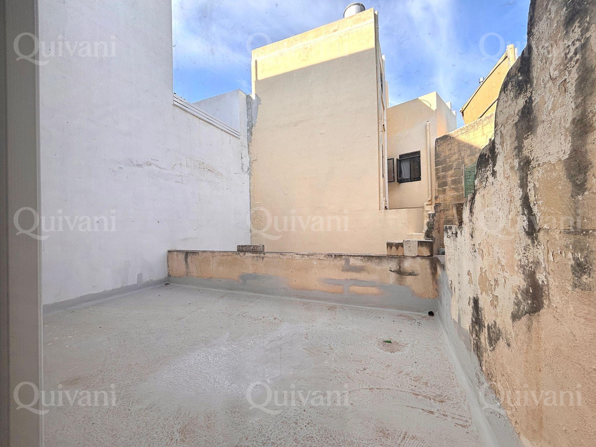 Siggiewi, Furnished, Terraced House