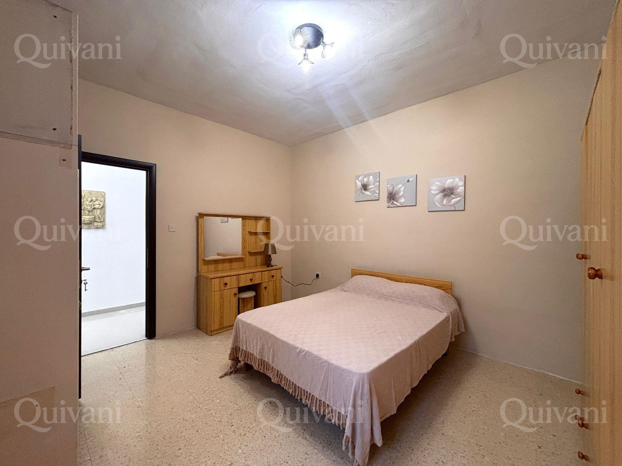 Siggiewi, Furnished, Terraced House